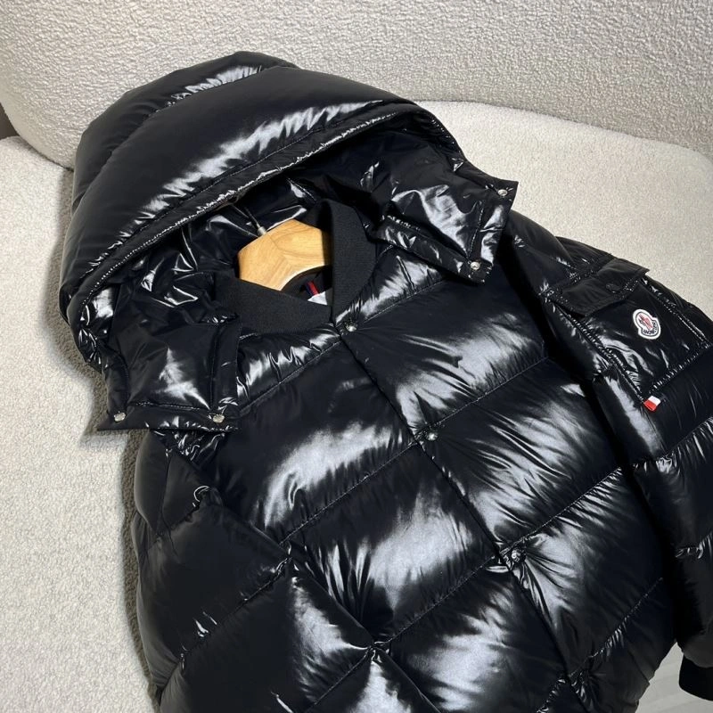 Moncler Down Jackets TechFriendly 145010