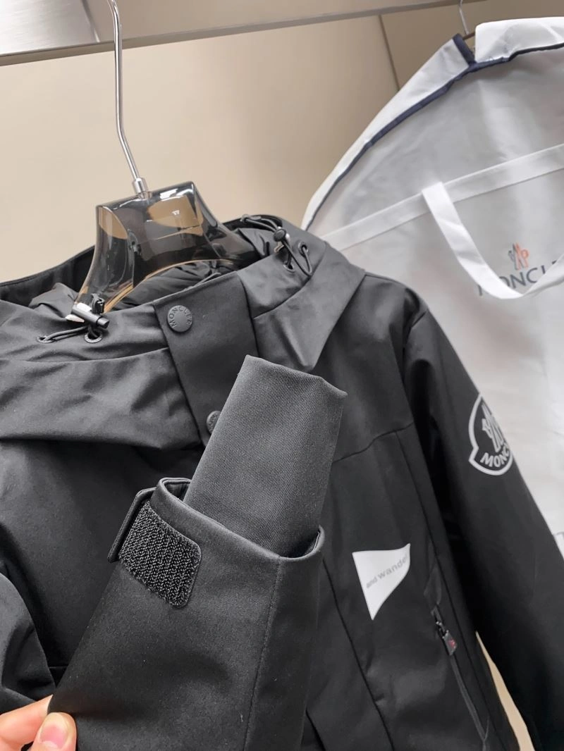 Moncler Down Jackets FashionForward 145001