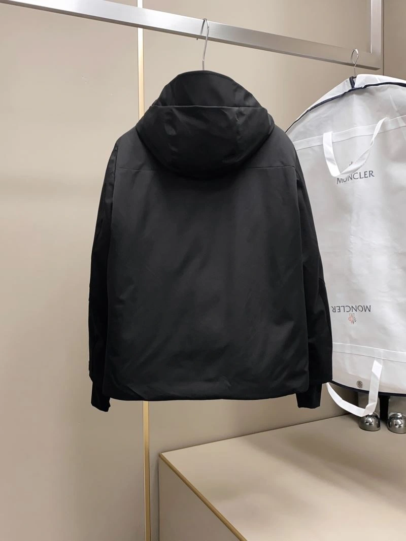 Moncler Down Jackets FashionForward 145001