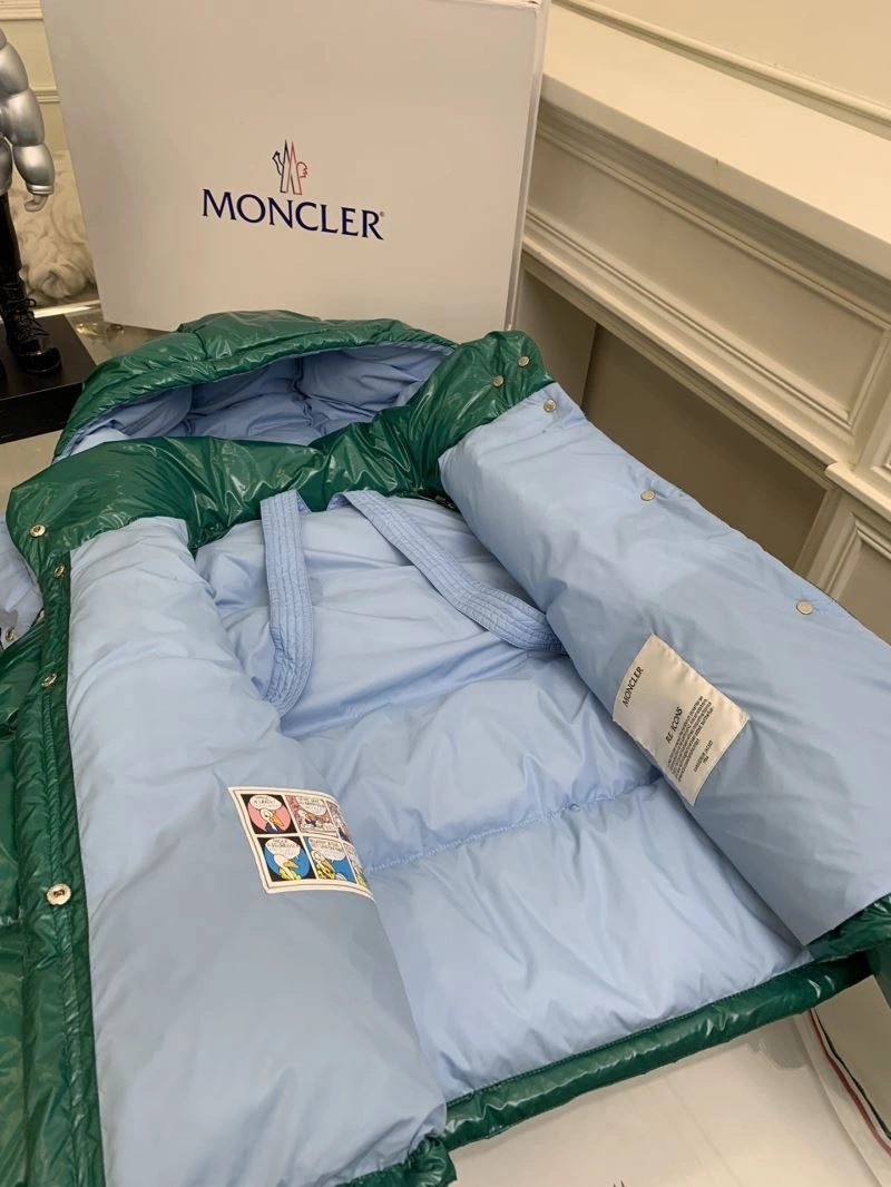 Breathable Moncler Down Jackets 144987