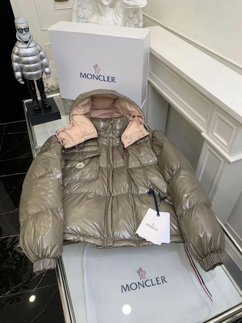 FashionForward Moncler Down Jackets 144996