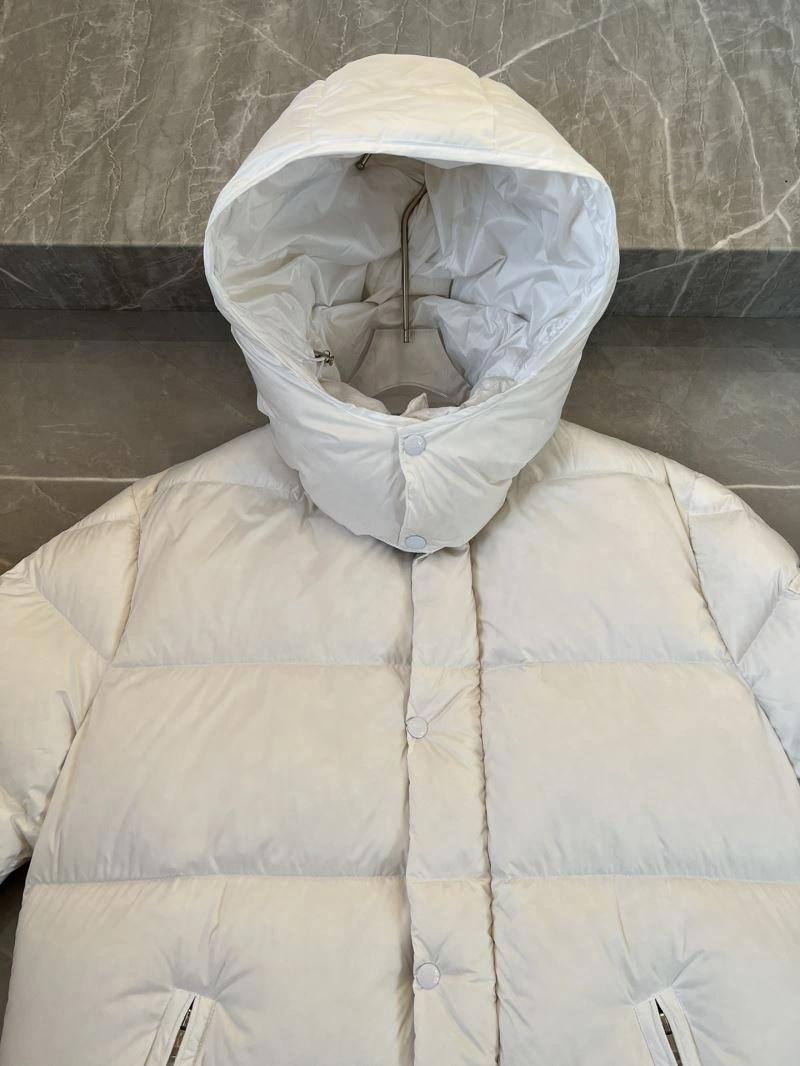 Sustainable Moncler Down Jackets 144986