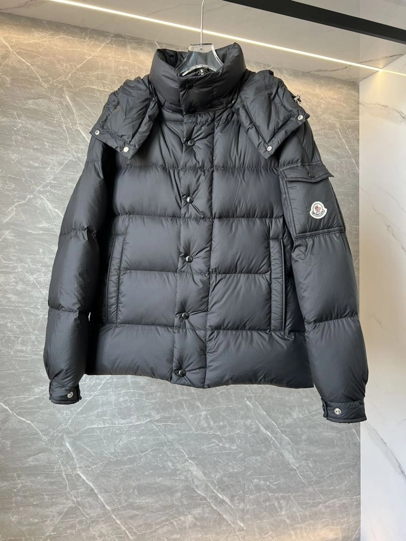 Moncler Down Jackets Bold 144985