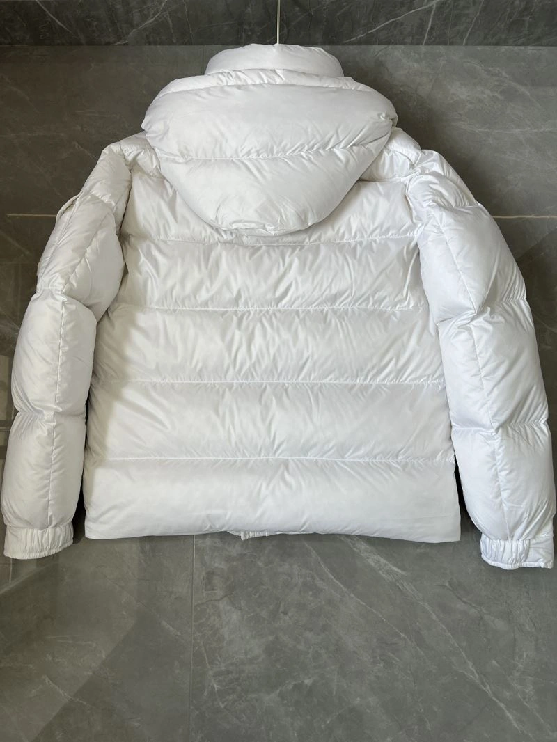Moncler Down Jackets Durable 144982