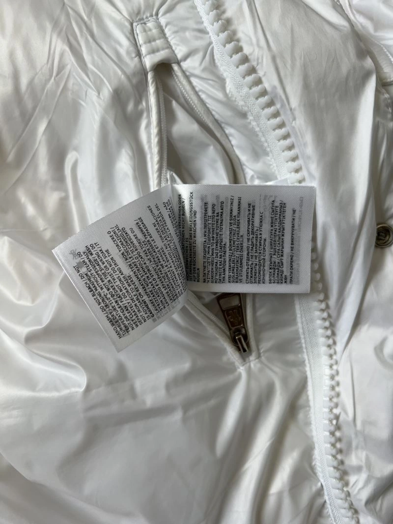 Moncler Down Jackets Durable 144982