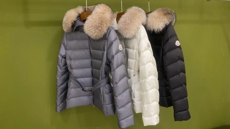 Efficient Moncler Down Jackets 144980