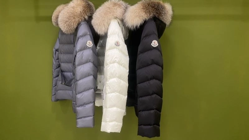 Efficient Moncler Down Jackets 144980