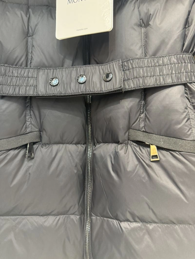 Moncler Down Jackets WaterResistant 144954