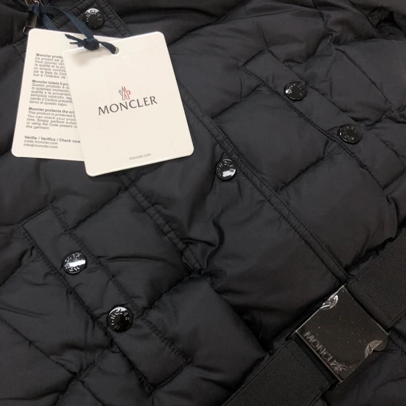 EasyMatch Moncler Down Jackets 144960