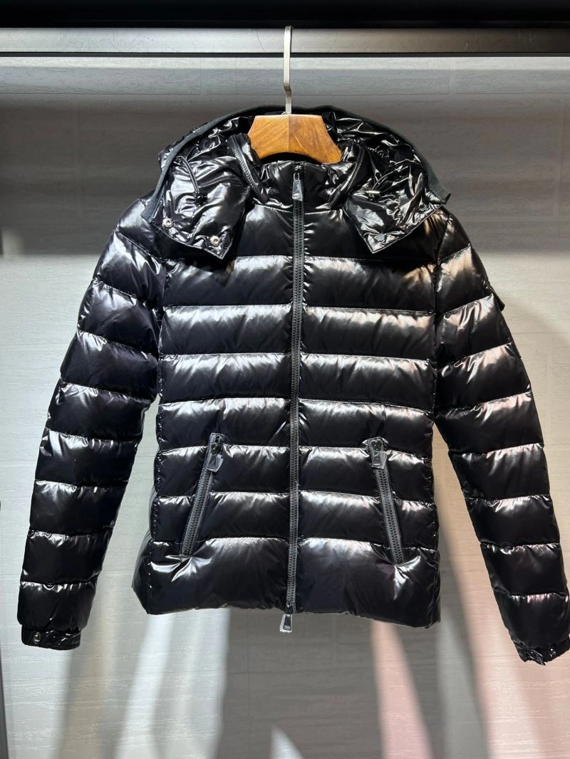 SmoothTexture Moncler Down Jackets 144956