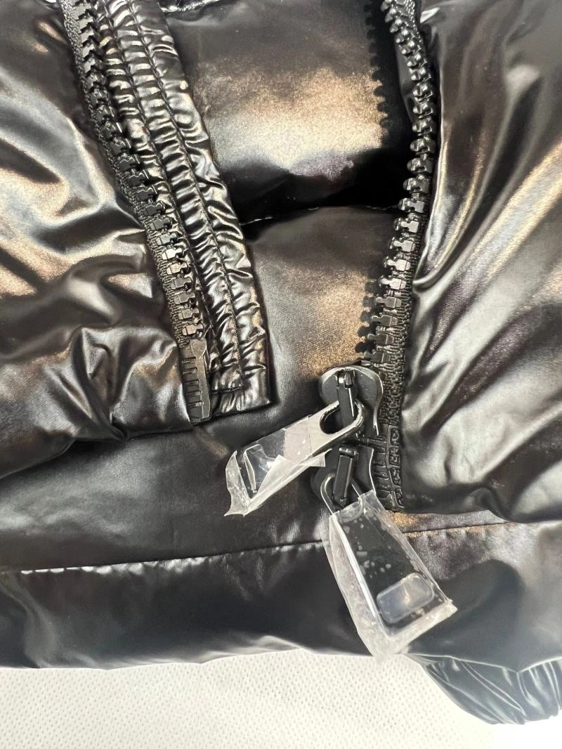 SmoothTexture Moncler Down Jackets 144956