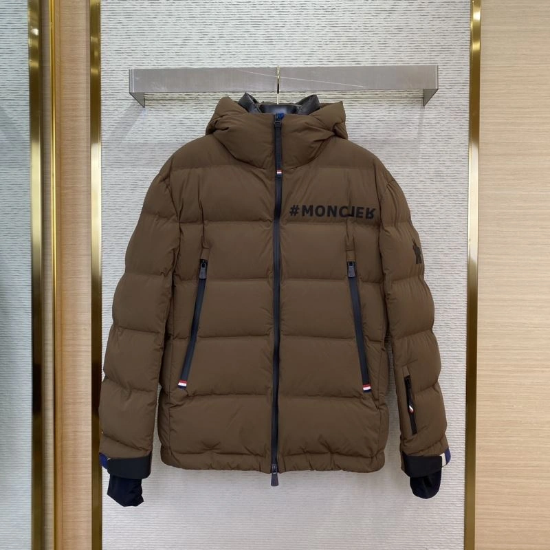 WaterResistant Moncler Down Jackets 144945