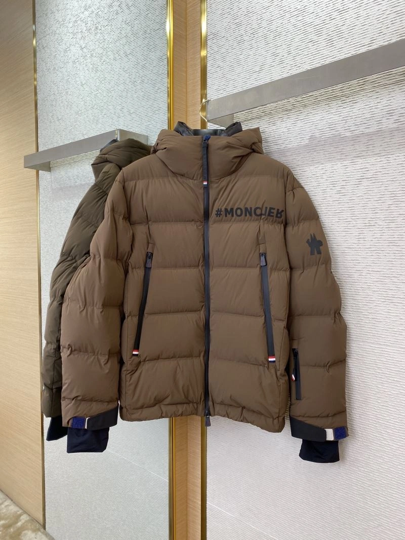 WaterResistant Moncler Down Jackets 144945