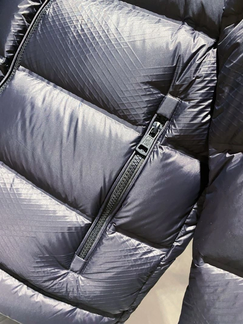 Breathable Moncler Down Jackets 144944
