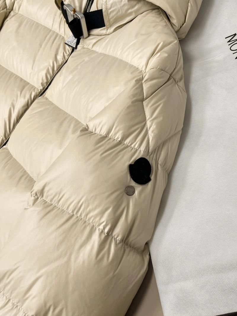 FashionForward Moncler Down Jackets 144947