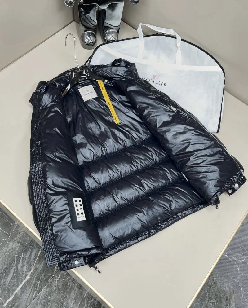ModernLook Moncler Down Jackets 144943