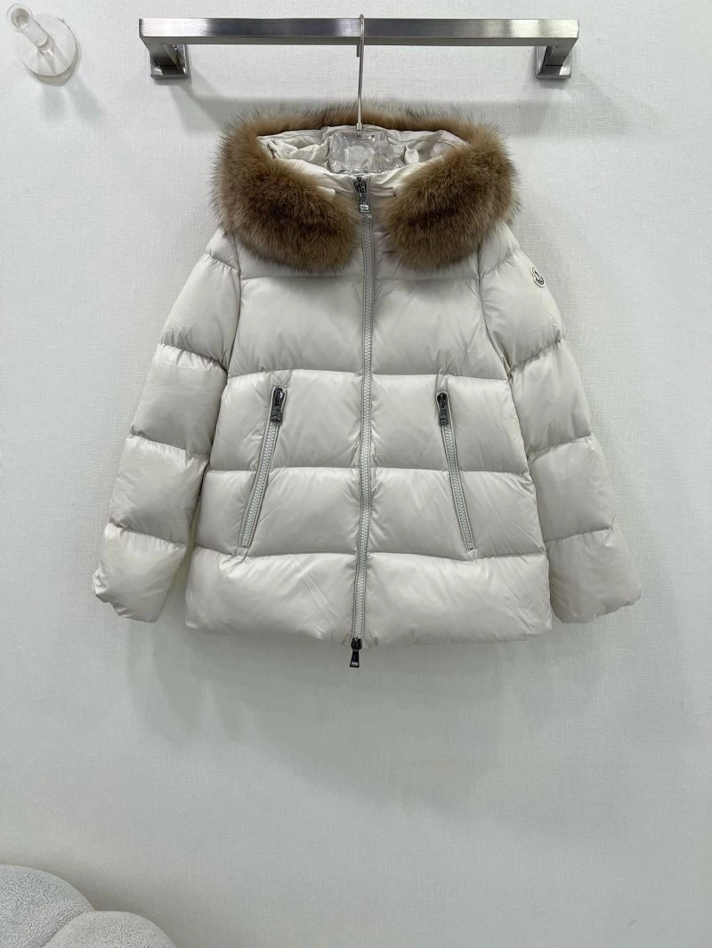 Moncler Down Jackets OnTrend 144955