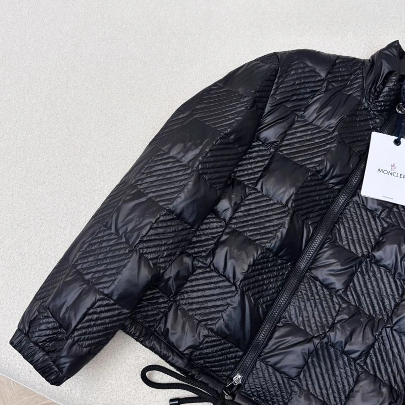 Durable Moncler Down Jackets 144940