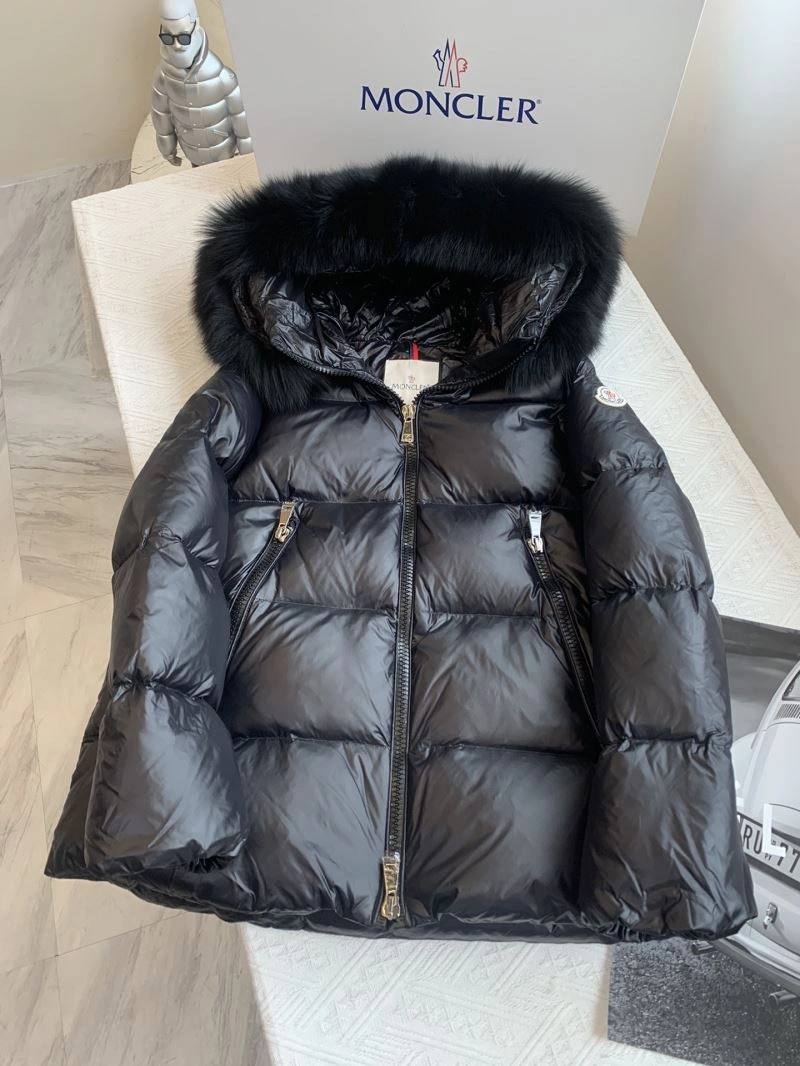 Moncler Down Jackets WaterResistant 144934