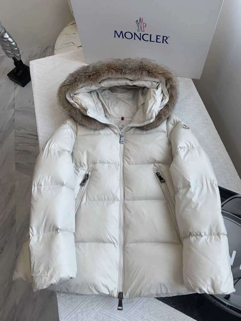 TechFriendly Moncler Down Jackets 144937