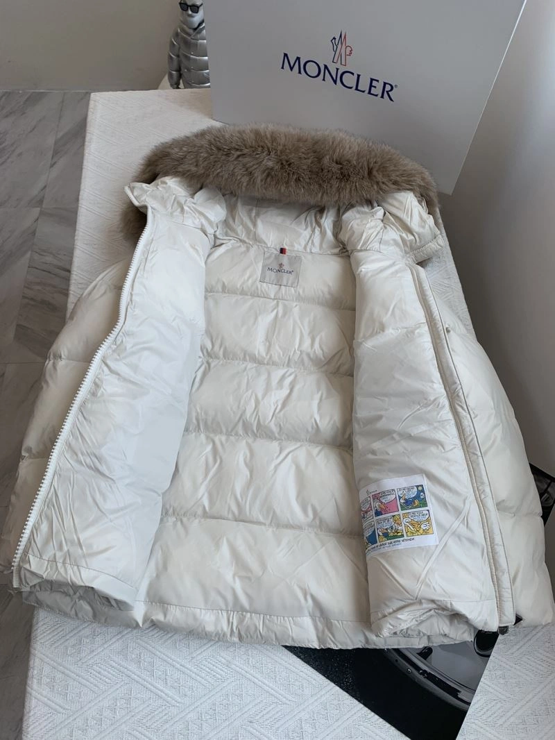 TechFriendly Moncler Down Jackets 144937