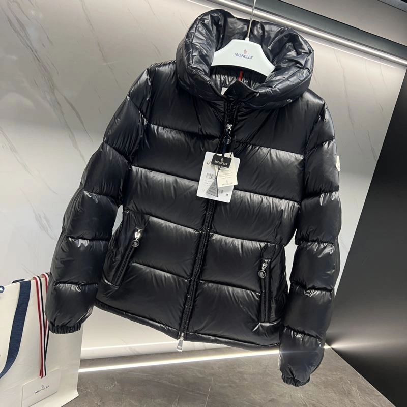 Flexible Moncler Down Jackets 144925