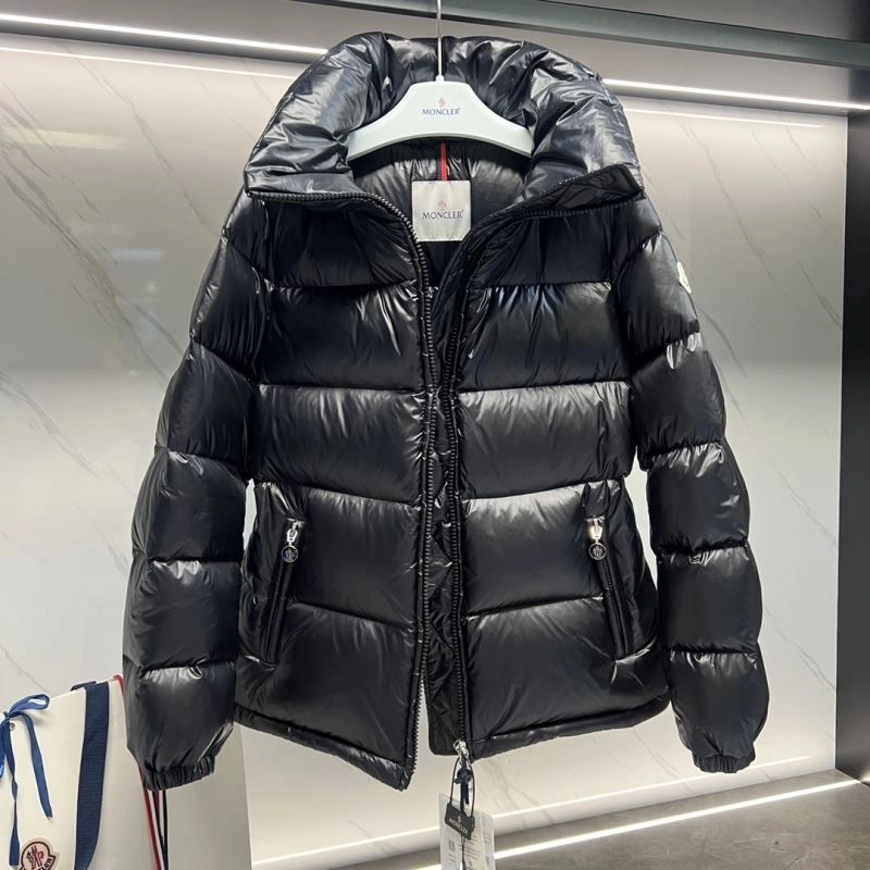 Flexible Moncler Down Jackets 144925