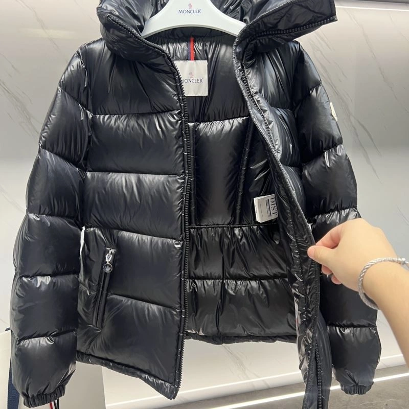 Flexible Moncler Down Jackets 144925