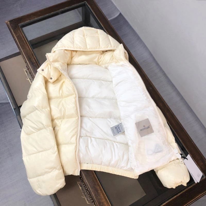 Moncler Down Jackets Sustainable 144900