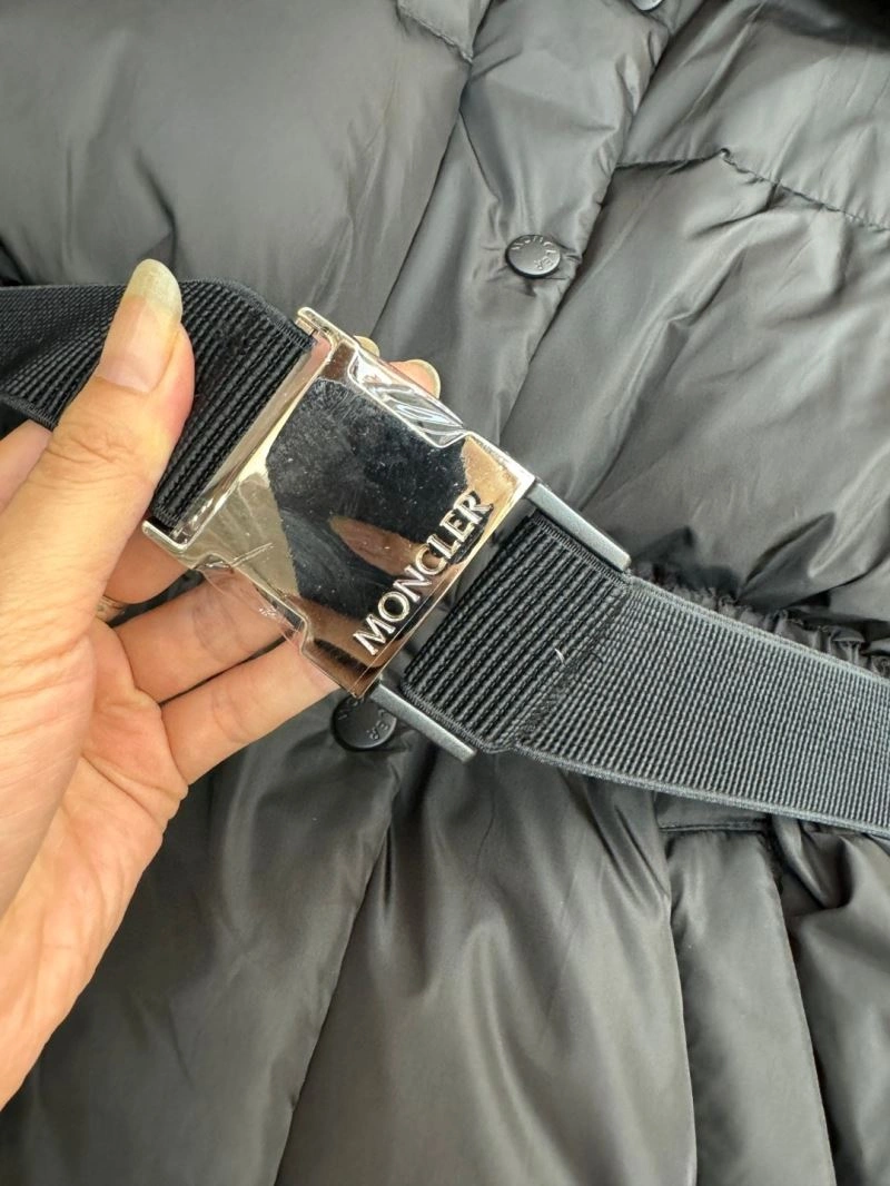 Flexible Moncler Down Jackets 144917