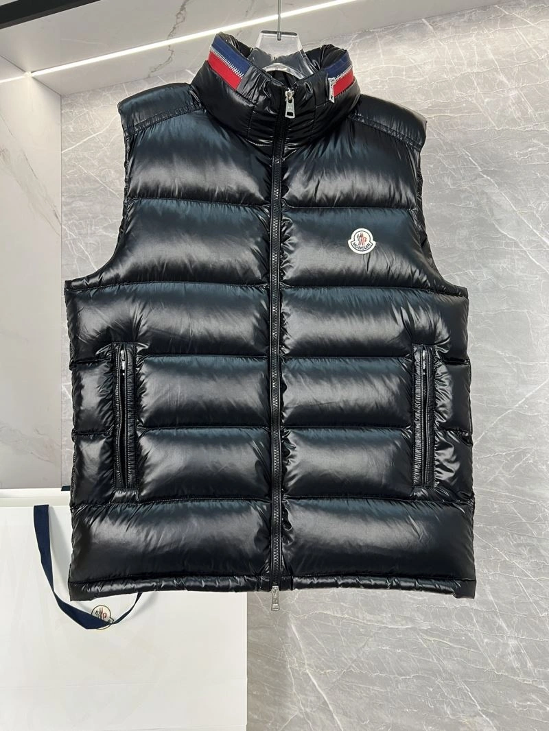 Trendsetting Moncler Down Jackets 144903