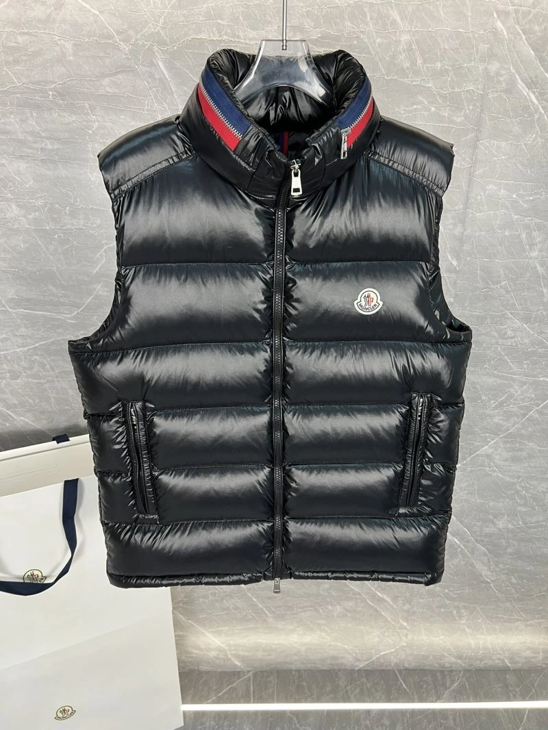 Trendsetting Moncler Down Jackets 144903