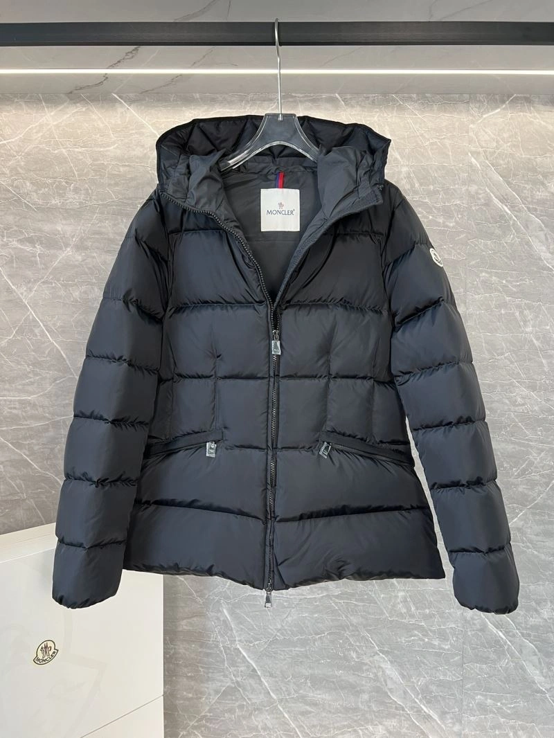 Moncler Down Jackets Unique 144897