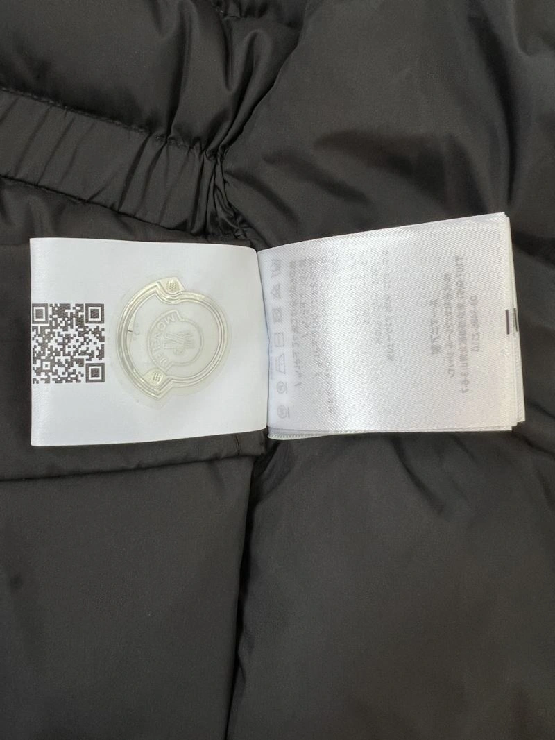 Moncler Down Jackets Stretchable 144902
