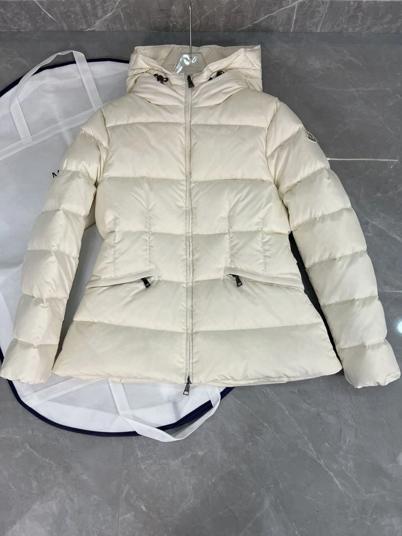 Moncler Down Jackets Practical 144924