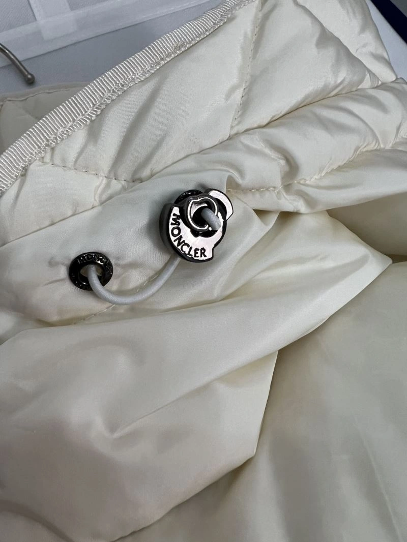 Moncler Down Jackets Practical 144924