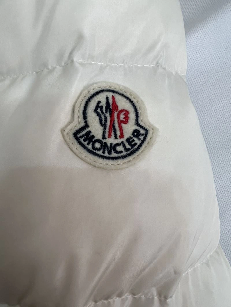 Moncler Down Jackets Practical 144924