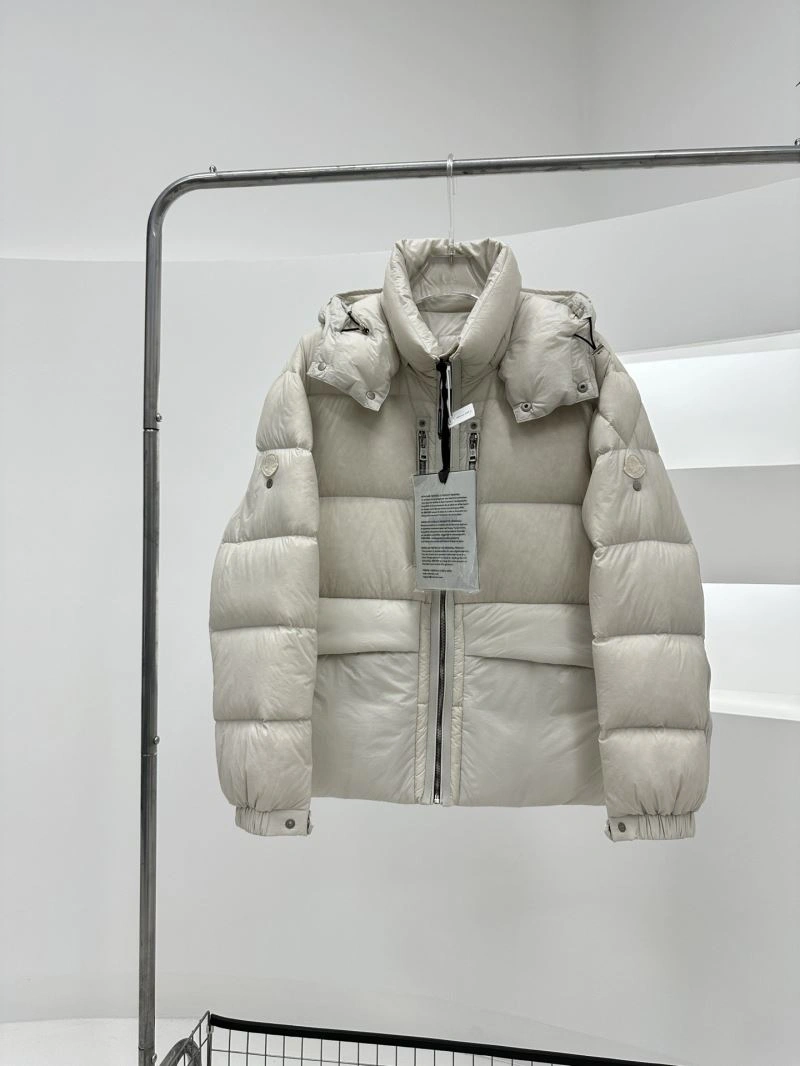 Moncler Down Jackets Bright 144890