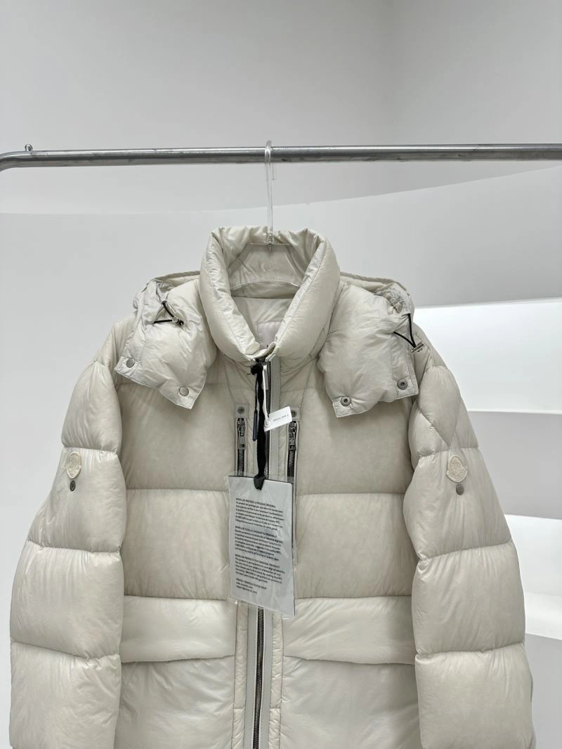Moncler Down Jackets Bright 144890