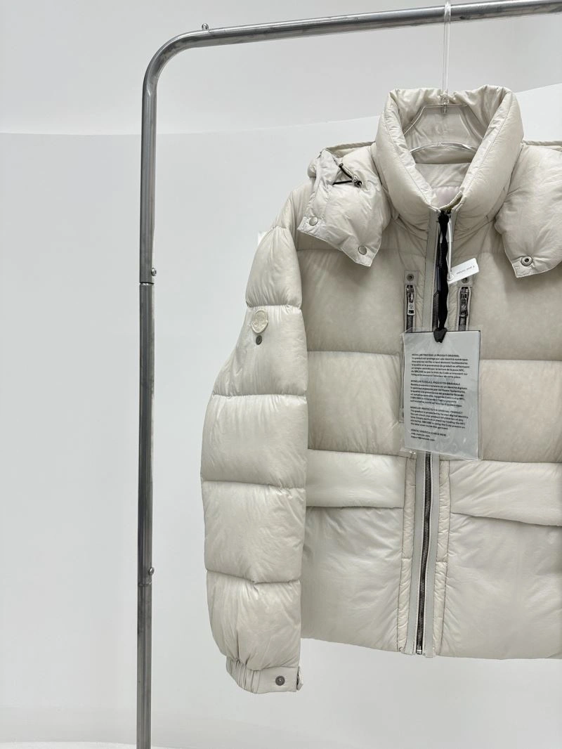 Moncler Down Jackets Bright 144890