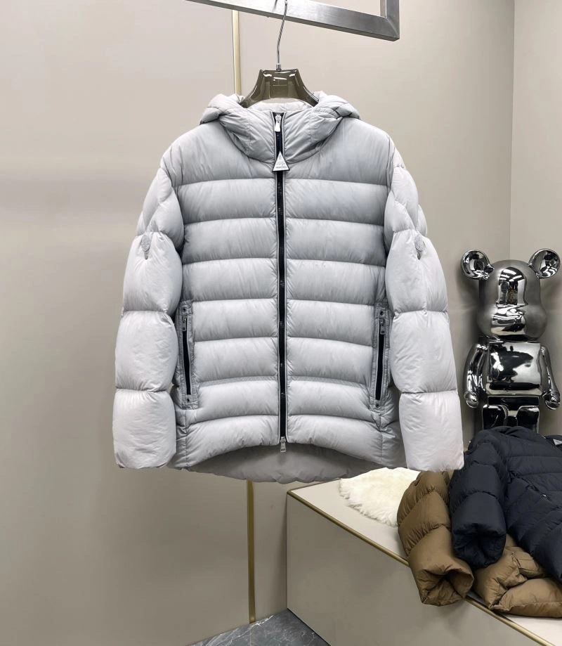 Moncler Down Jackets GoAnywhere 144881