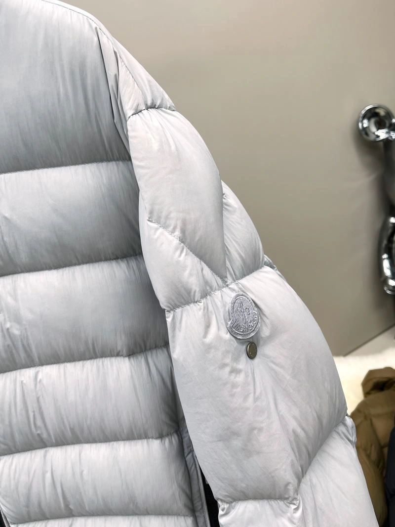 Moncler Down Jackets GoAnywhere 144881