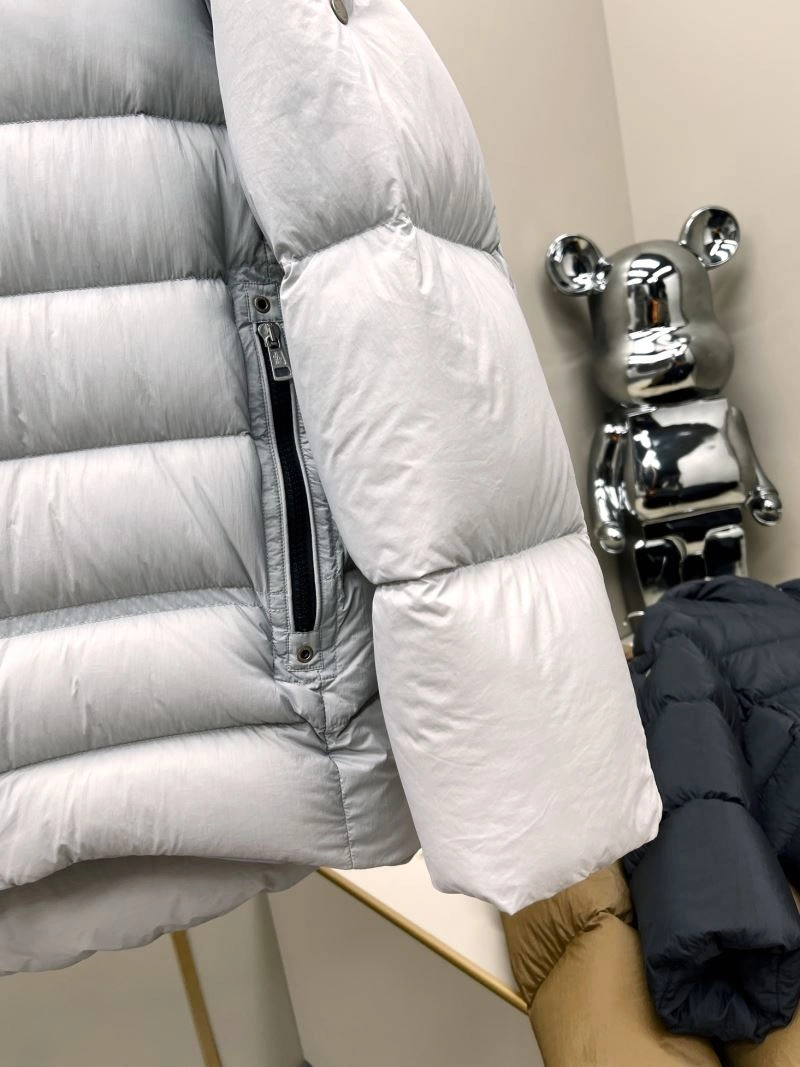 Moncler Down Jackets GoAnywhere 144881