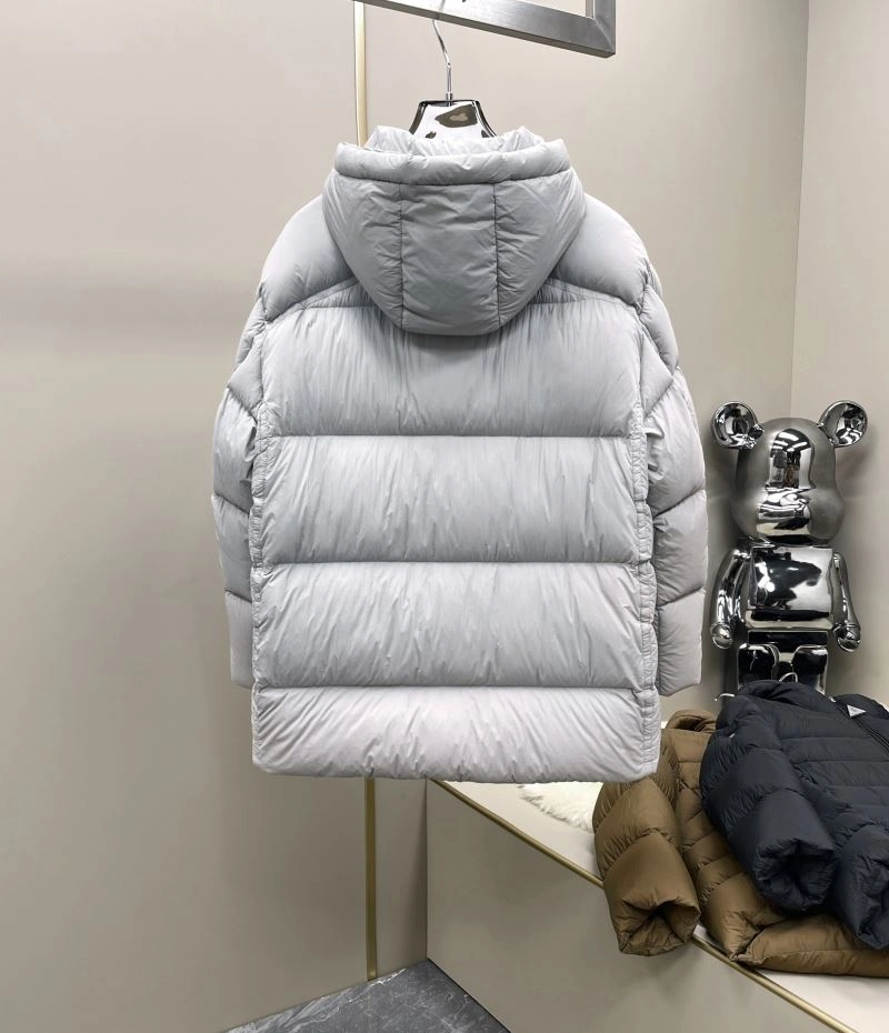 Moncler Down Jackets GoAnywhere 144881