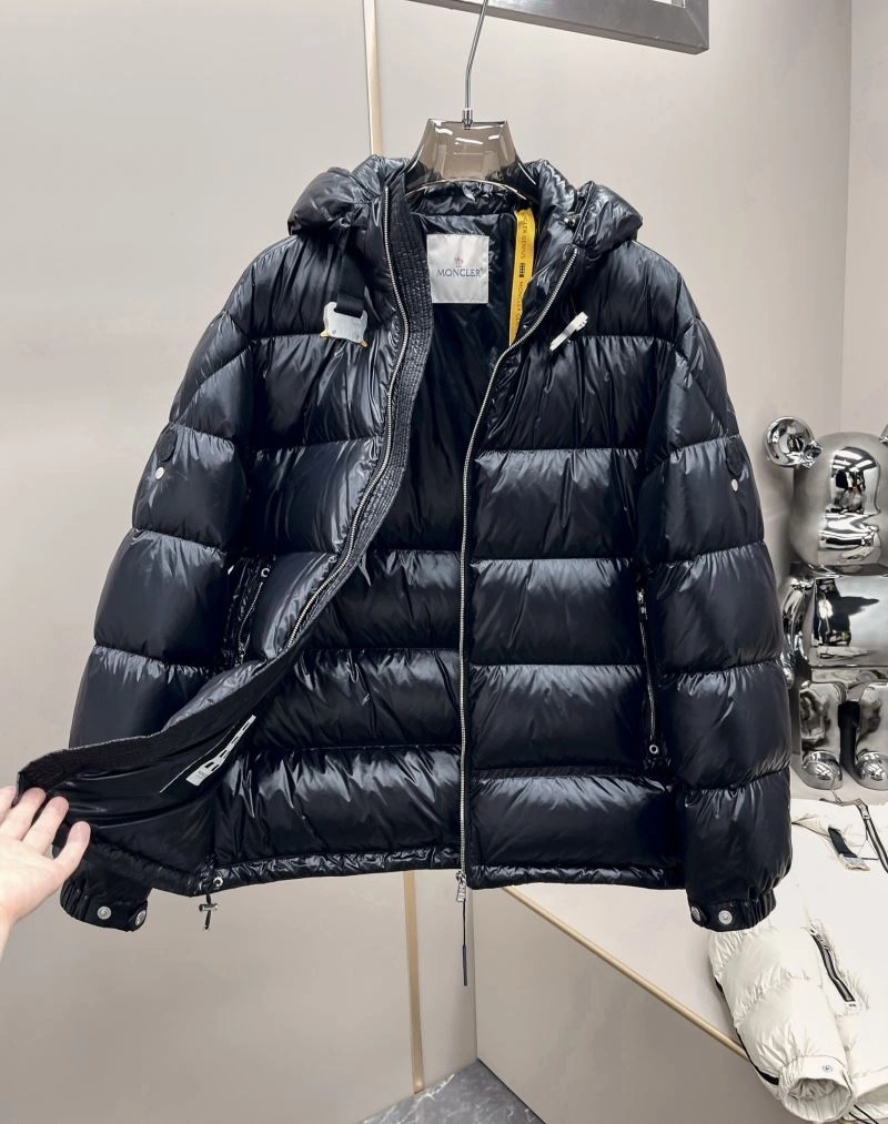 Moncler Down Jackets ZeroBulk 144878