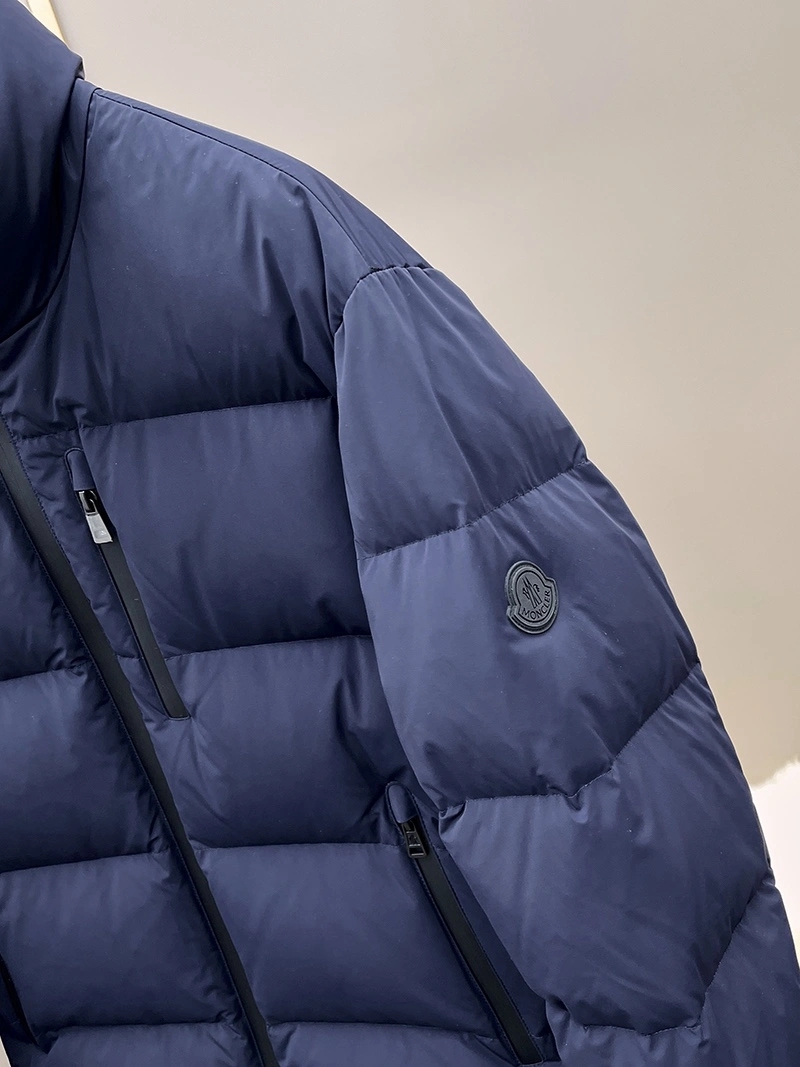 Modern Moncler Down Jackets 144867