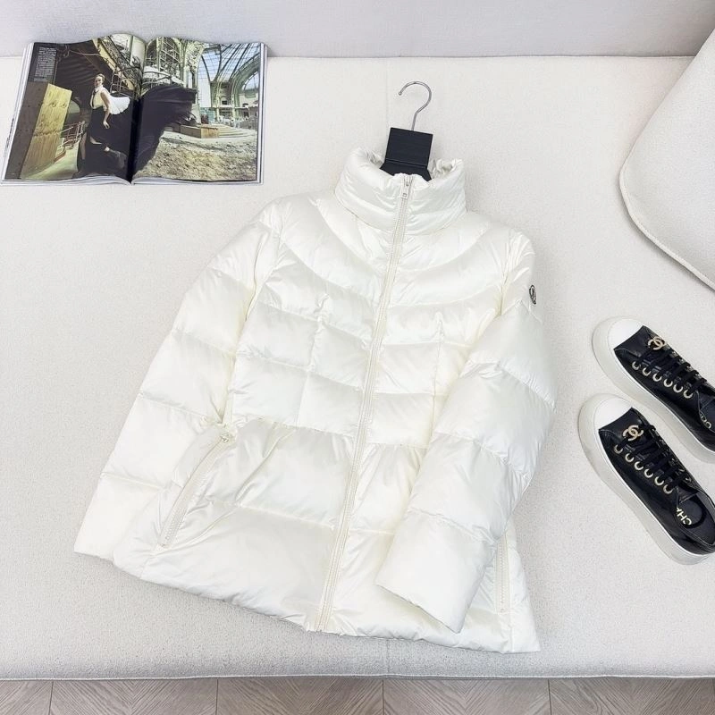 Moncler Down Jackets Effortless 144859