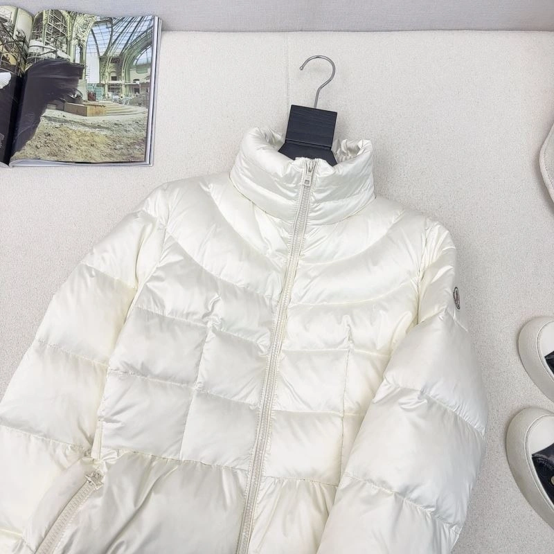 Moncler Down Jackets Effortless 144859