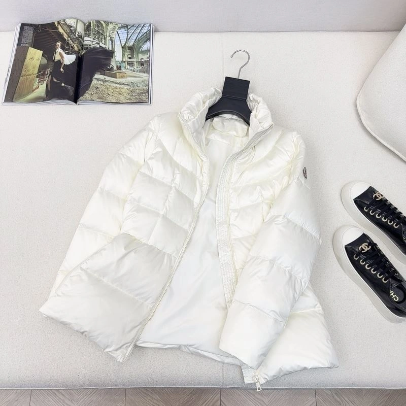 Moncler Down Jackets Effortless 144859