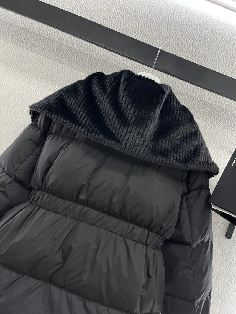 TechFriendly Moncler Down Jackets 144875